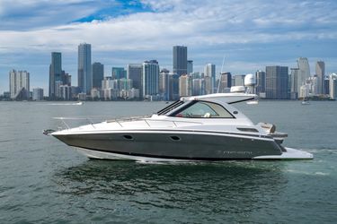 35' Regal 2016 Yacht For Sale